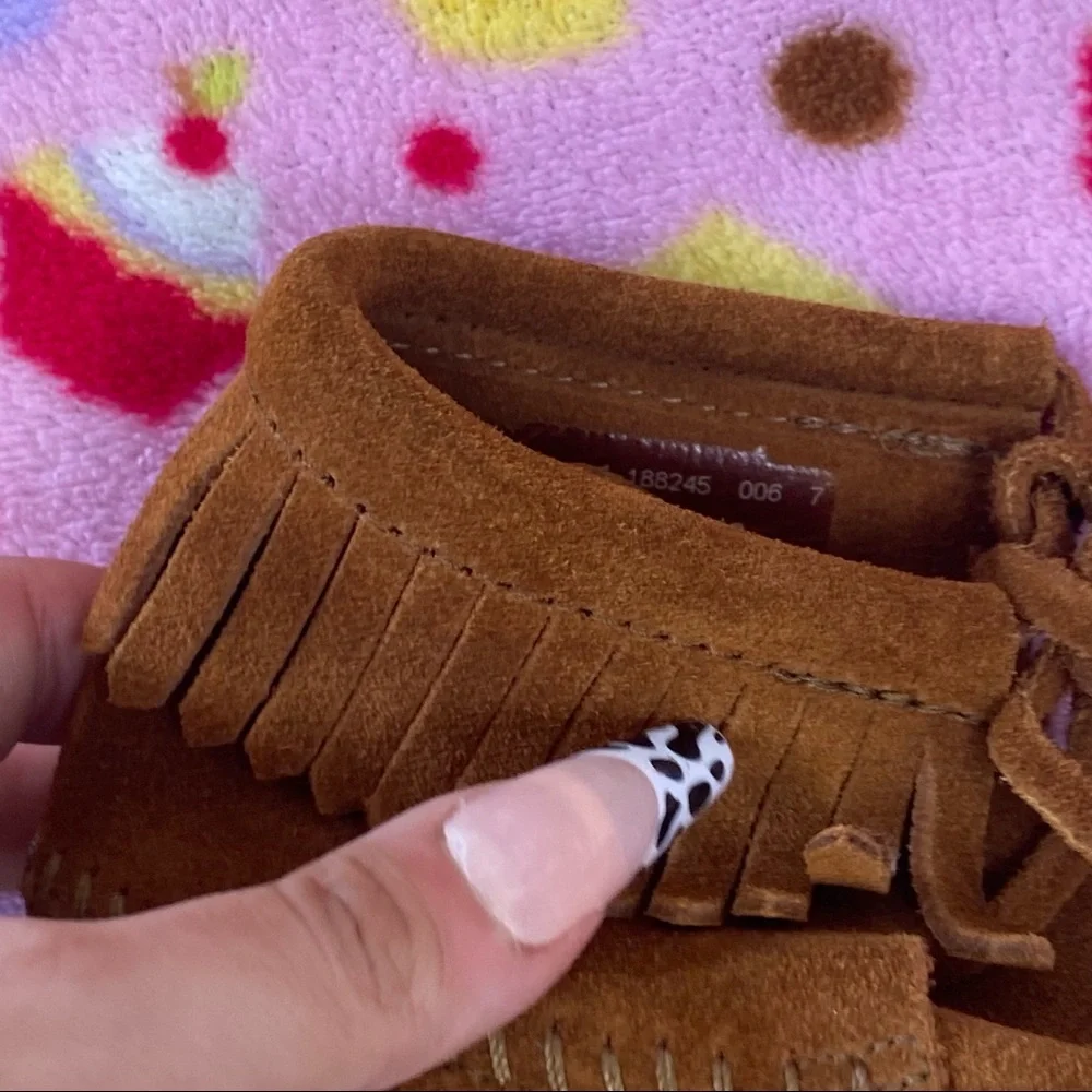 Infant Minnetonka Fringe Bootie baby size 4